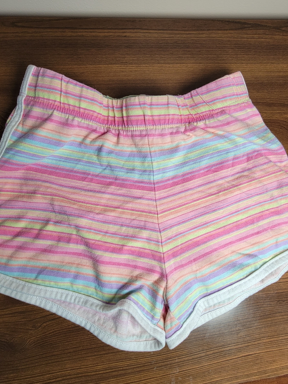 Place Pastel Rainbow Striped Shorts - Size M (7/8)